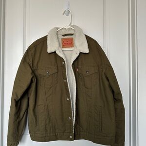 Levi's Men's Green Sherpa Lined Jacket